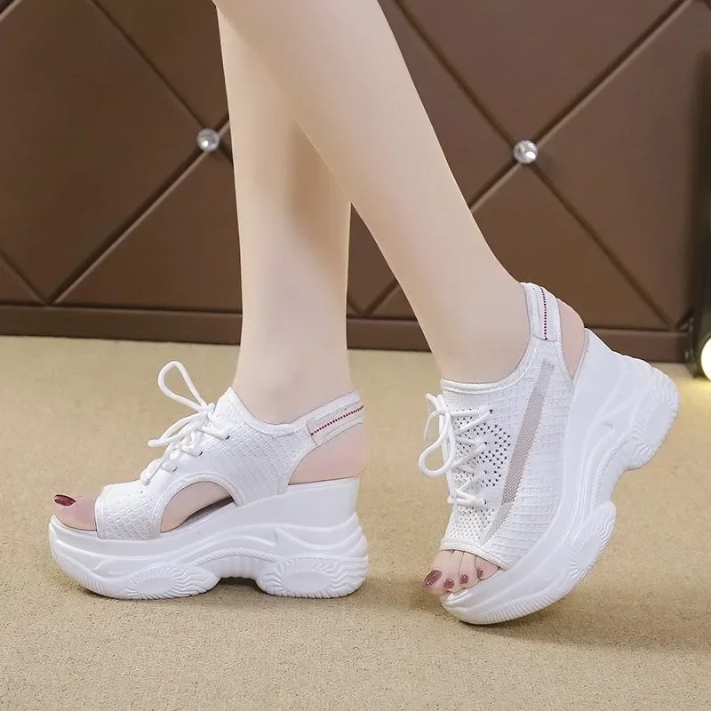 Fish Mouth Outwear 2026 Women's Summer New Thick Sole Slope Heel Fashion Matsutake Popular Sports Sandals