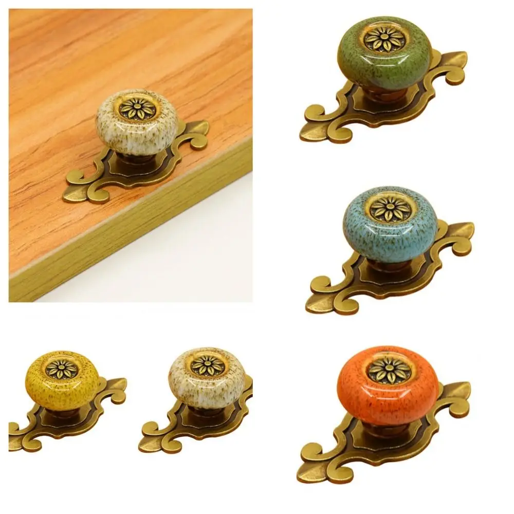 Vintage Single Hole Ceramic Knob Ethnic Style Antique Bronze Flower Pull Handle Ceramic Drawer Knobs Furniture