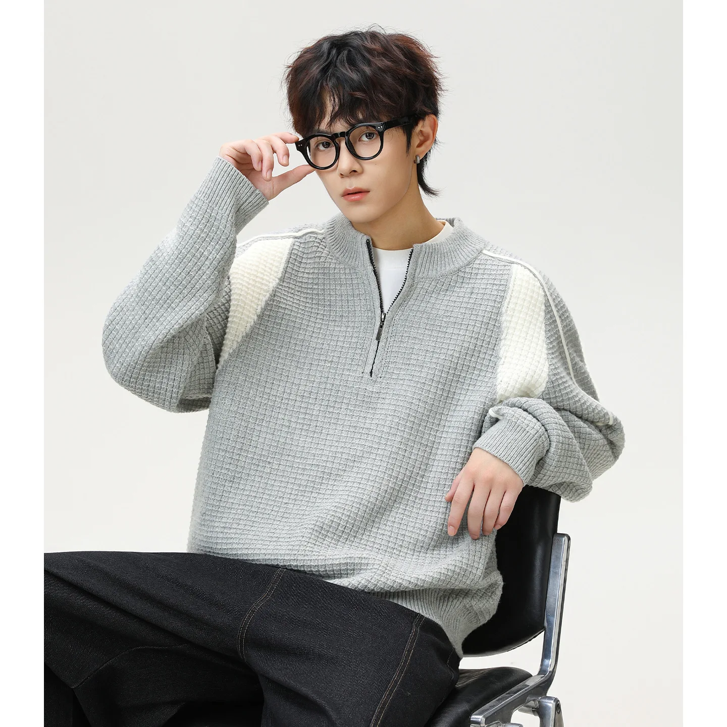 

Imitation Deer Plush Half Zipper Sweater for Men in Autumn and Winter Contrasting Color Splicing Warm Knit Sweater Thread Jacket