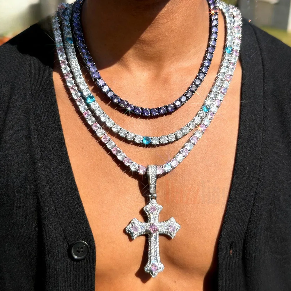 

New Unisex Hip-Hop Style Zircon-Encrusted Cross Pendant Necklace, Perfect for Punk Gothic Parties and Anniversaries.