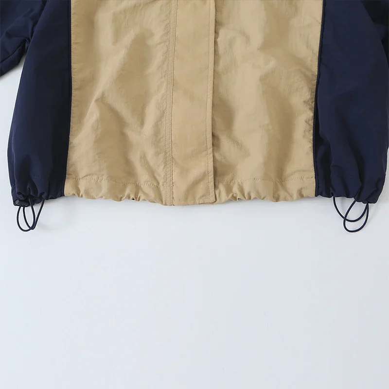 Kontrastierter Sportanzug für Damen, Freizeitanzug mit Stehkragen, Reißverschluss, Kordelzug, Mantel und weit geschnittener Hose, Herbst-Outfit 2026 für Frauen – Detail 3