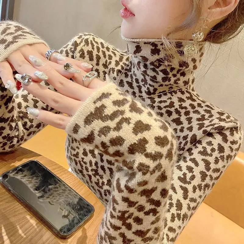 Women's Korean Fashion Leopard Turtleneck Elegant Knitted Sweater Autumn Winter Luxury Chic Long Sleeve Slim Fit Basic Pullovers