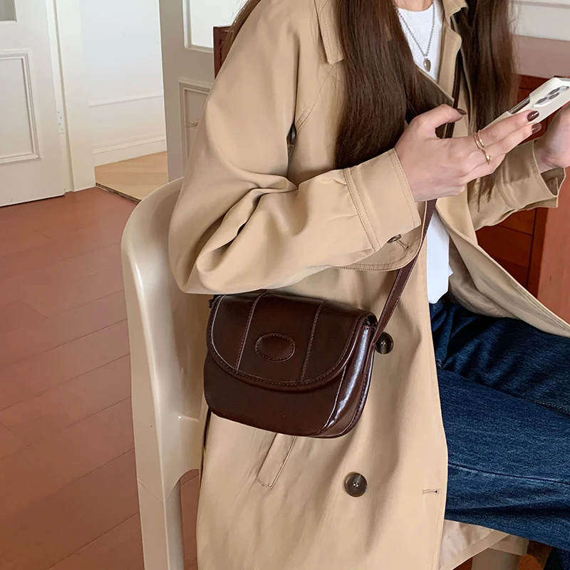 

Korean Vintage Coffee Color Bag For Women 2023 New Texture Fashion Versatile One Shoulder Bag Casual Solid Color Crossbody Bag