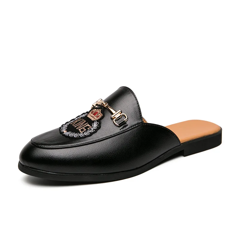 

Men's Bean Shoes Shiny Leather Semi Slipper Leather Shoes Toe Cap Slippers Casual Men's Shoes Fashionable Embroidered Shoes