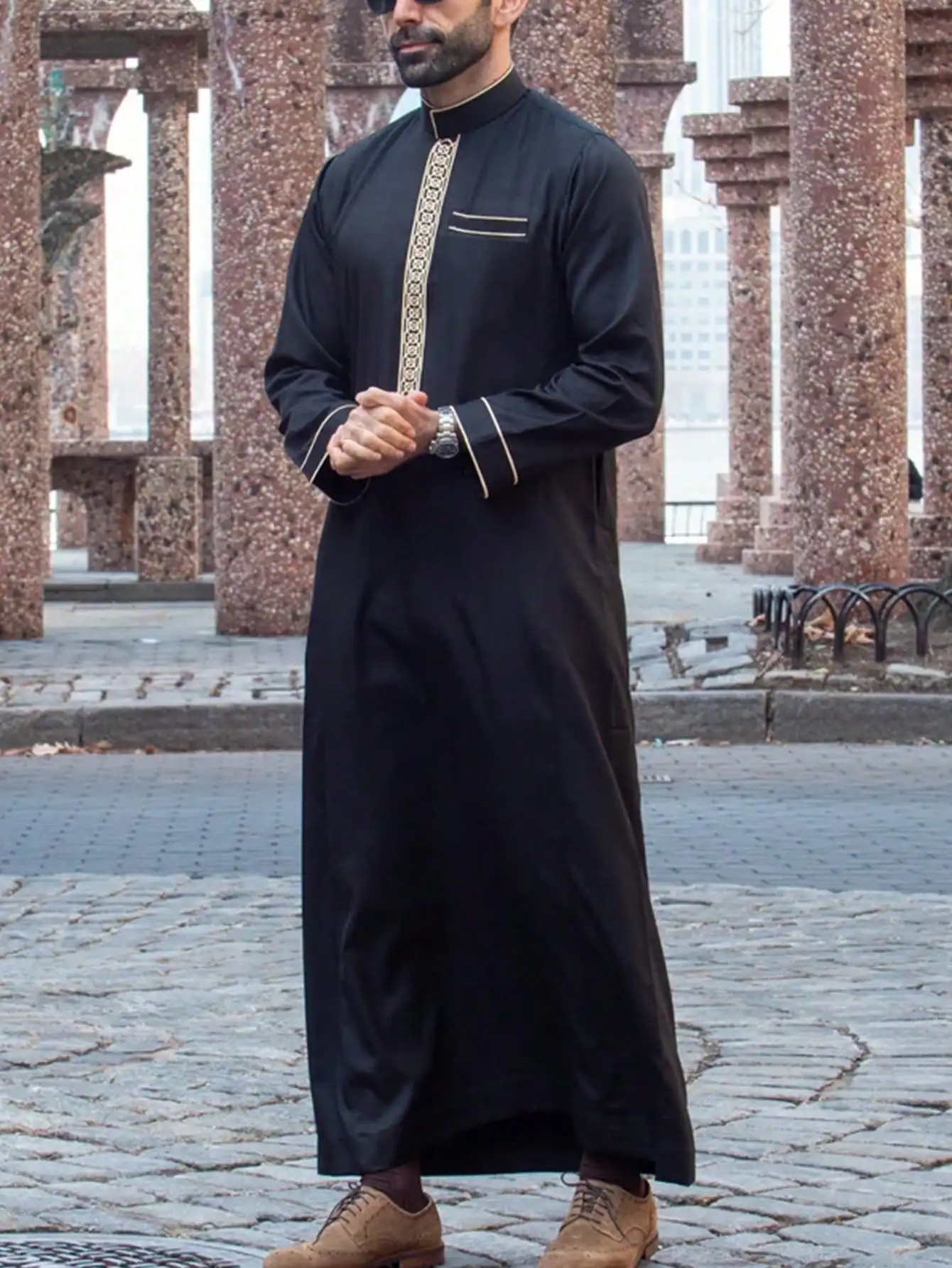 2025อิสลามมุสลิมอาหรับผู้ชายRobeแขนยาวปักคออาหรับThobeสําหรับชาย