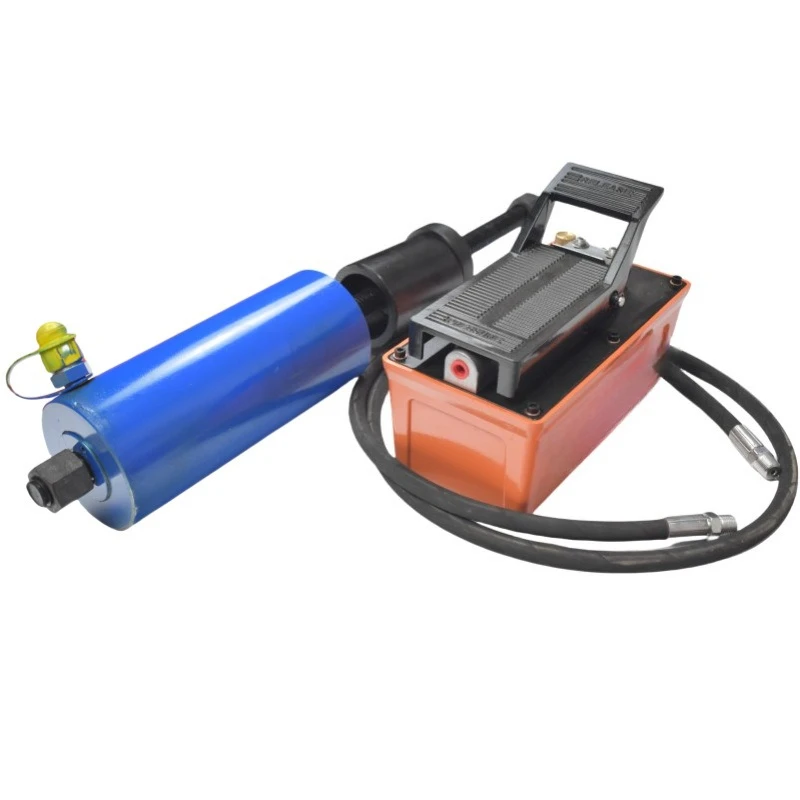 

Bow board guide sleeve disassembly tool, semi-trailer airbag bridge bow board rubber sleeve