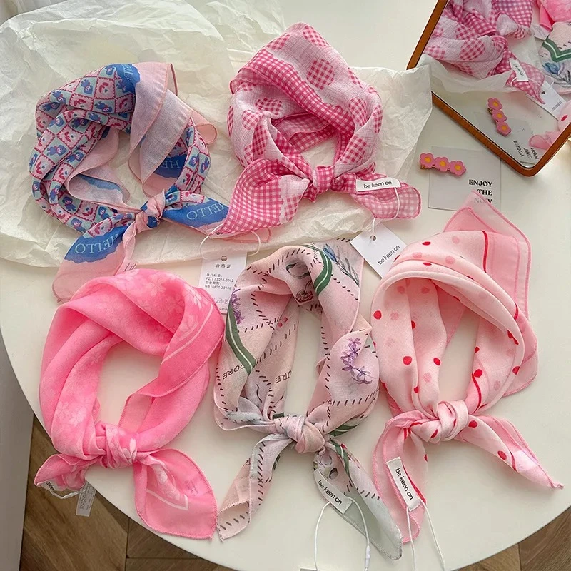 1pc women's silk scarf breathable,soft,fashionable and artistic decoration,retroversatile floral cotton and linen square scarf. view 3