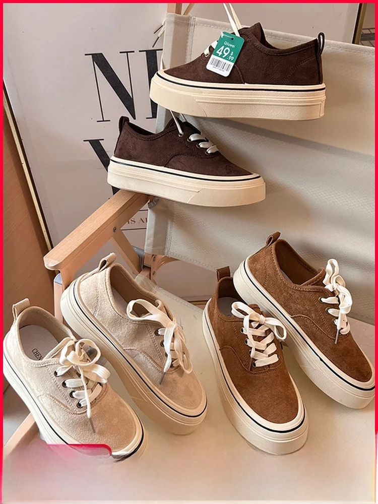 

Women's Casual Canvas Shoes with Anti-Fur Leather Upfront And Rubber Sole for Autumn And Winter Season Flat Heel round Toe