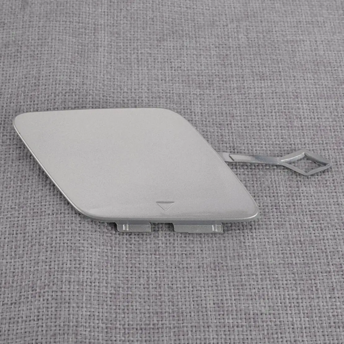 51117427448 Cashmere Silver Front Bumper Tow Hook Eye Cover Cap Fit For BMW 5 Series G30 G31 G38 2018 2019 2020 2021