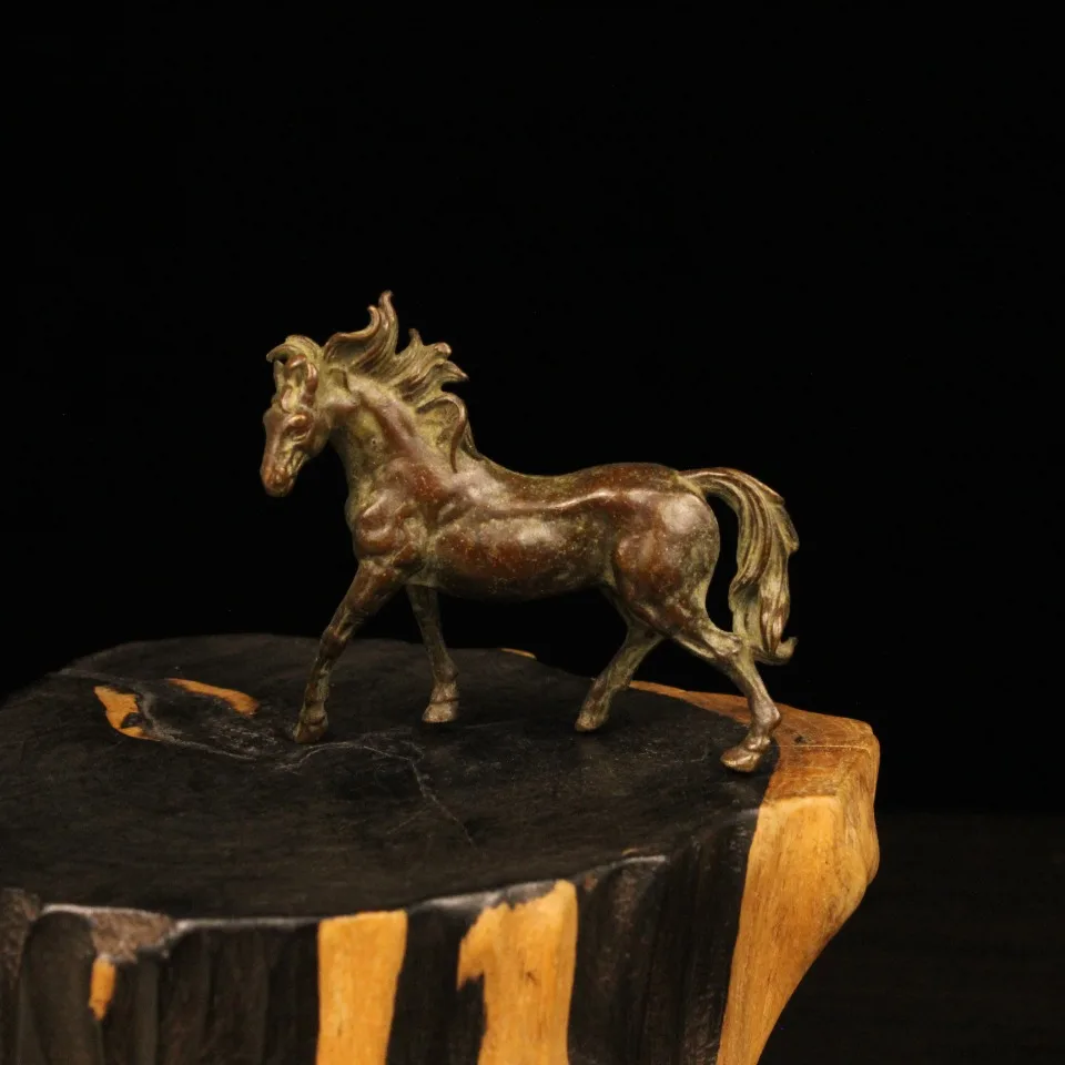 Metal Statue Horse Purple copper steed, front and rear length 7.5cm, width 1.7cm, height 6.2cm, weight 100g