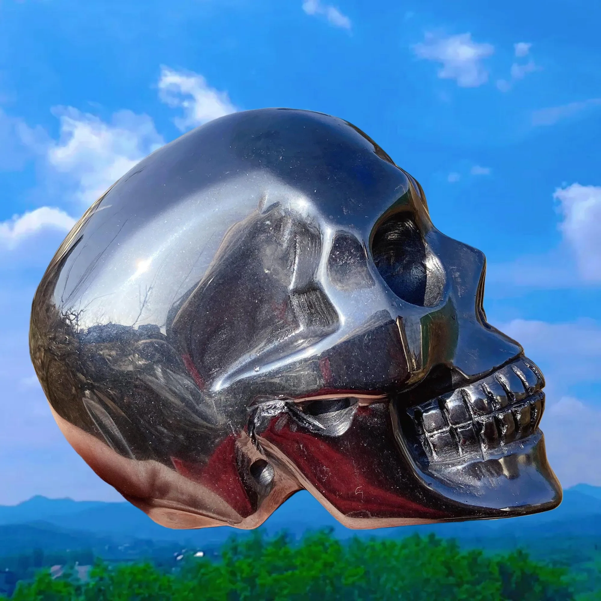 1pc Random Terahertz Skull Carving, Polished Crystal Stone Sculpture, Decorative Skull Ornament, Home Decor, Desk Display