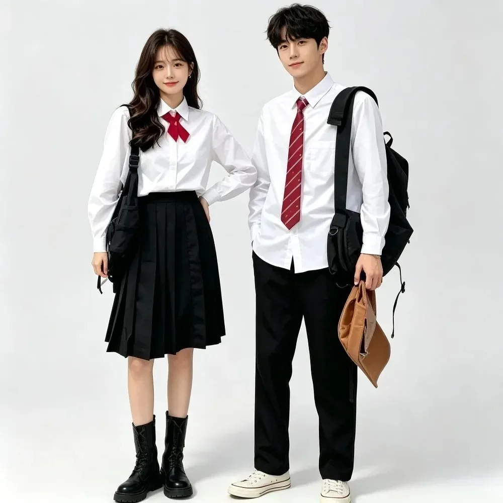 日本の女子高生制服セット、黒のプリーツスカート、カレッジスタイルの服装、卒業シーズン、学校の試合、日常の学生服に最適です。