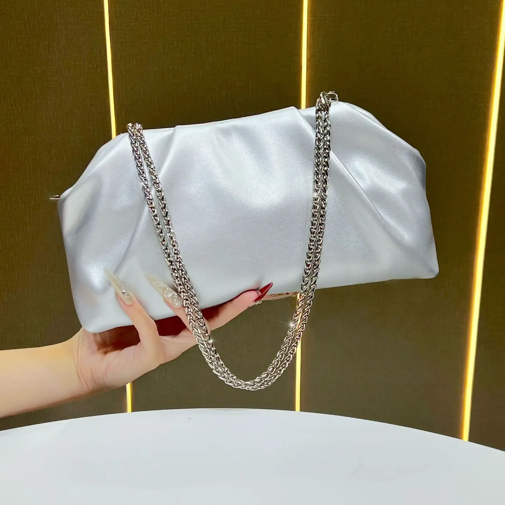 New PU Chain Hand-held Bag Women's Versatile Crossbody Bags Single Shoulder Armpit bag Lady Evening Dinner Bag