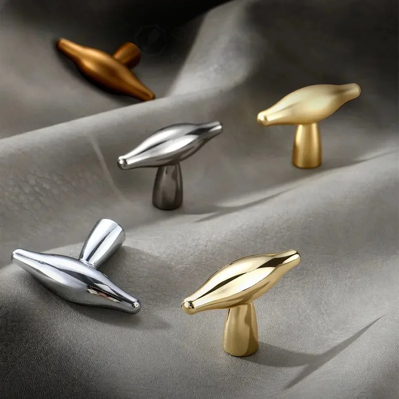 Light Luxury Single Hole Cabinet Door Handle Zinc Alloy Creative Drawer Pull for Wardrobe TV Cabinet Bedside Table Furniture