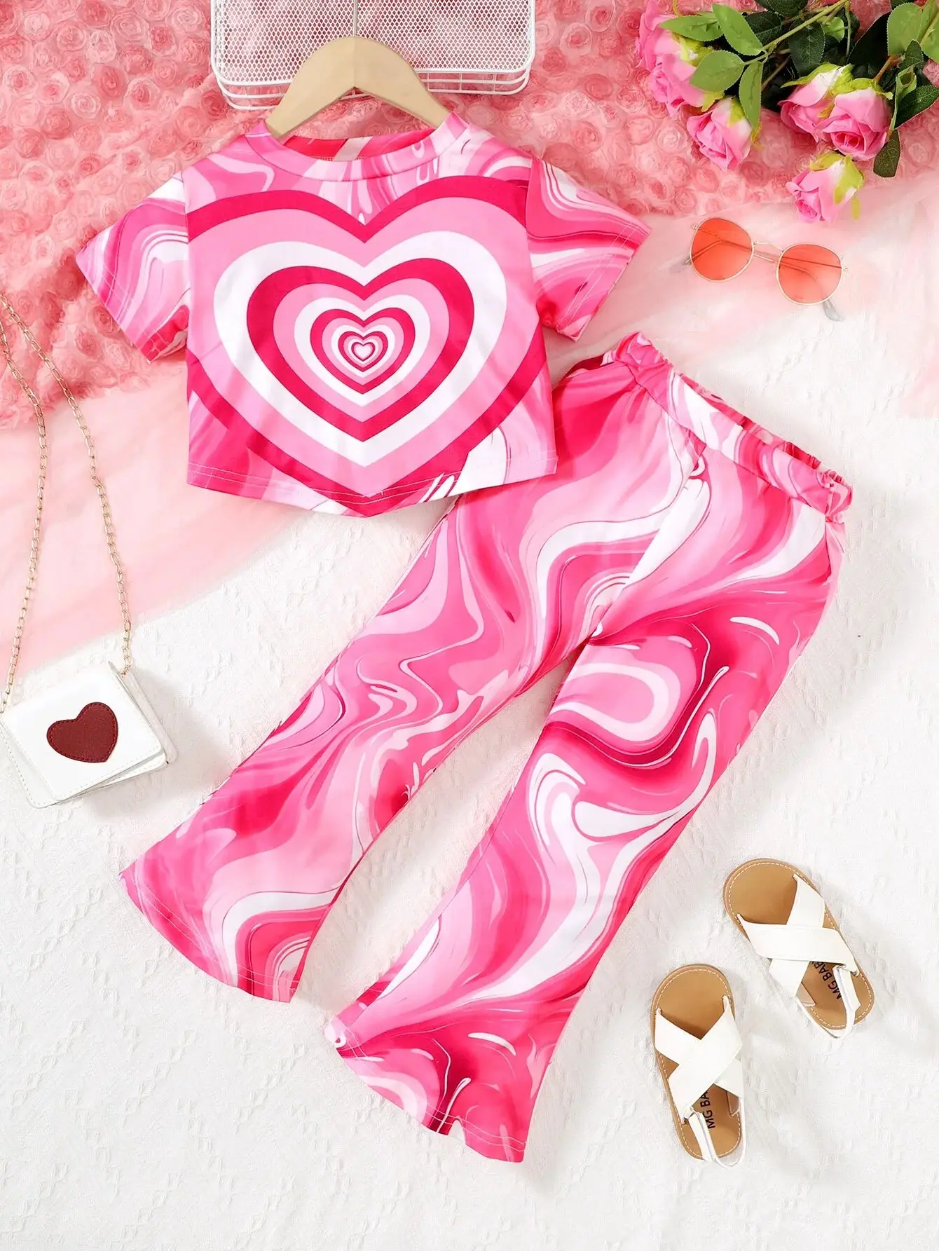 

2PCS Summer Clothes Set Children Girl Short Sleeve Love Print Top+Flare Pants Fashion Lovely Clothing for Kids Girl 4-7 Years