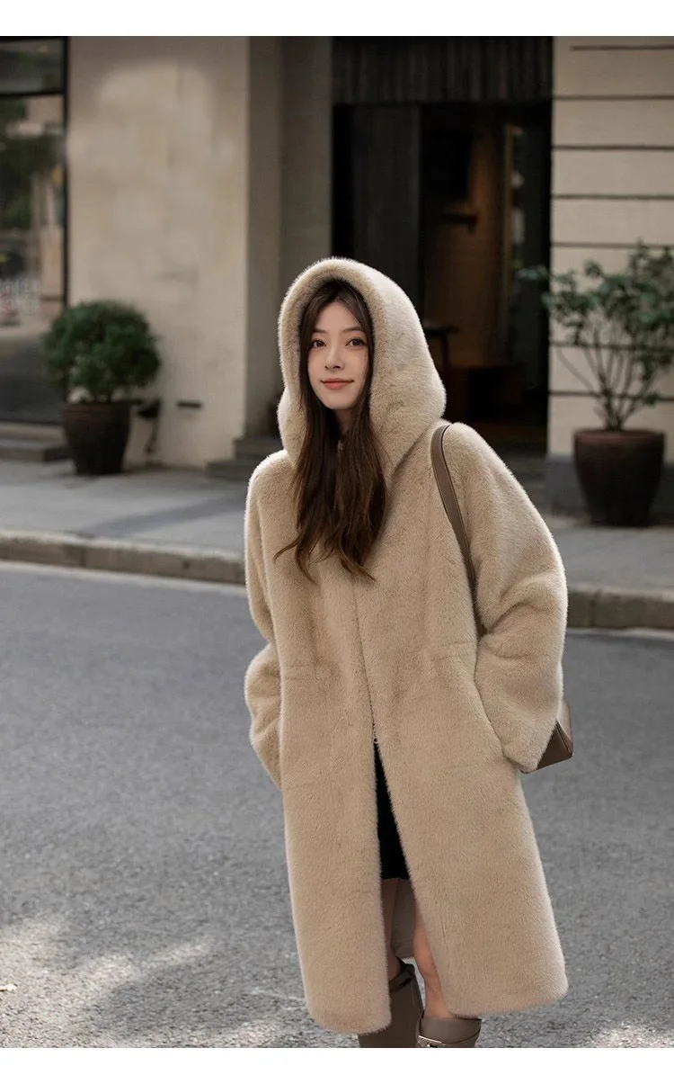 2025 ملابس نسائية عالية الجودة معطف فرو صناعي بغطاء للرأس شتاء جديد 1125