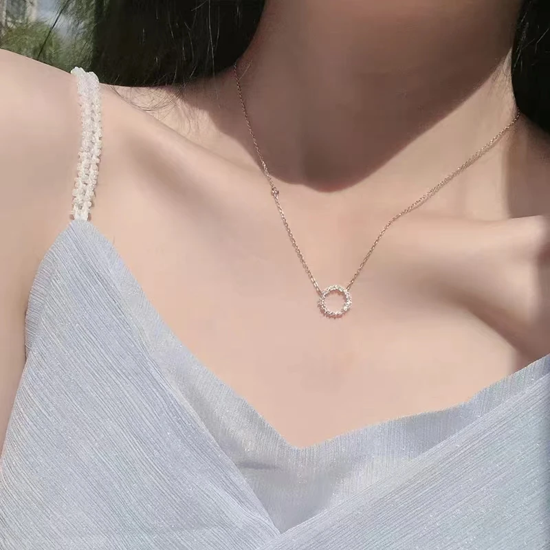 New Fashion 925 Sterling Silver Round Zirconia Necklace Geometric Shape Pendant Choker Birthday Gift for Women Fine Accessories