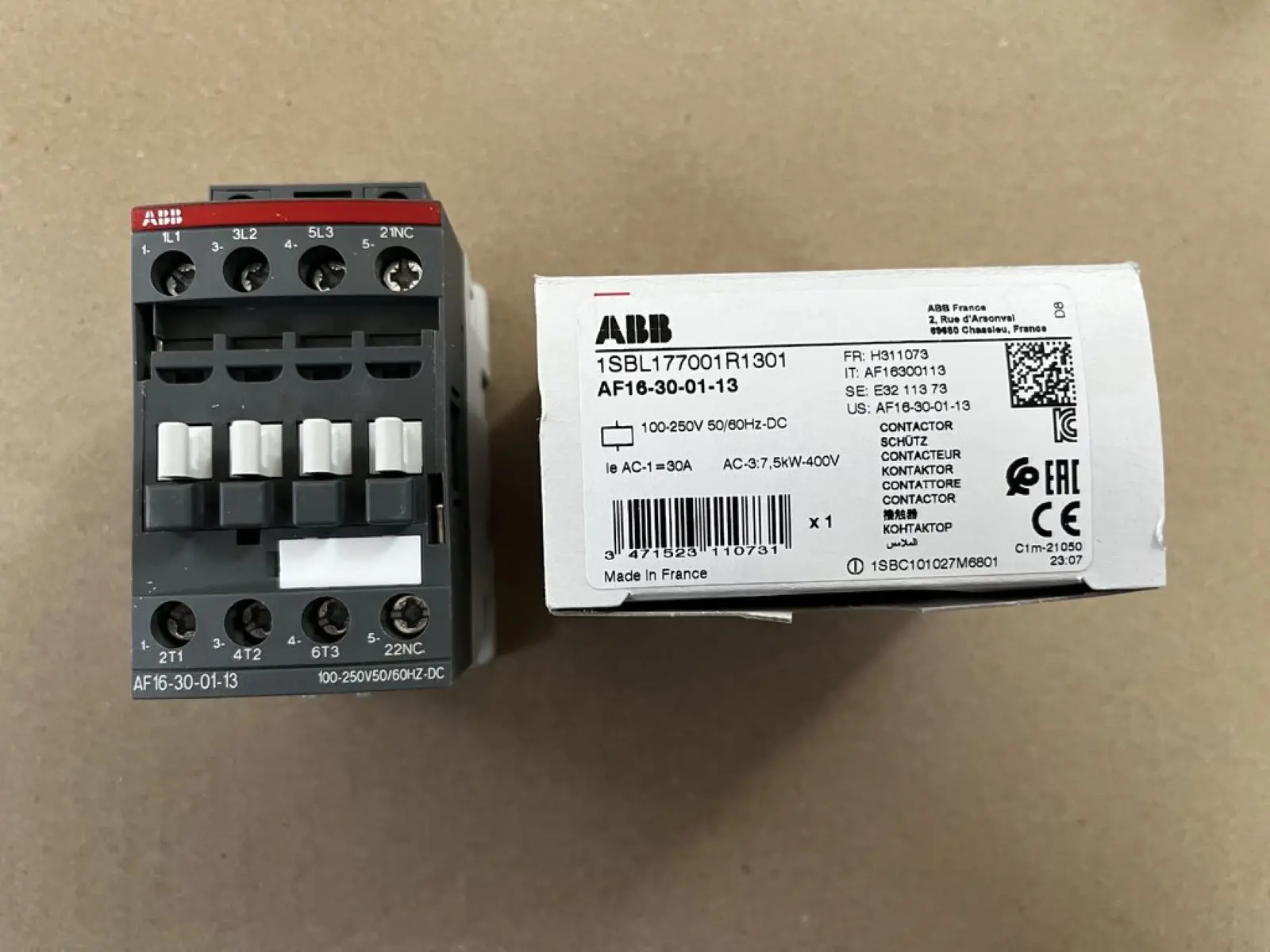 Contactor 10239788 AF16-30-01-13*100-250V AC/ DC 1SBL177001R1301