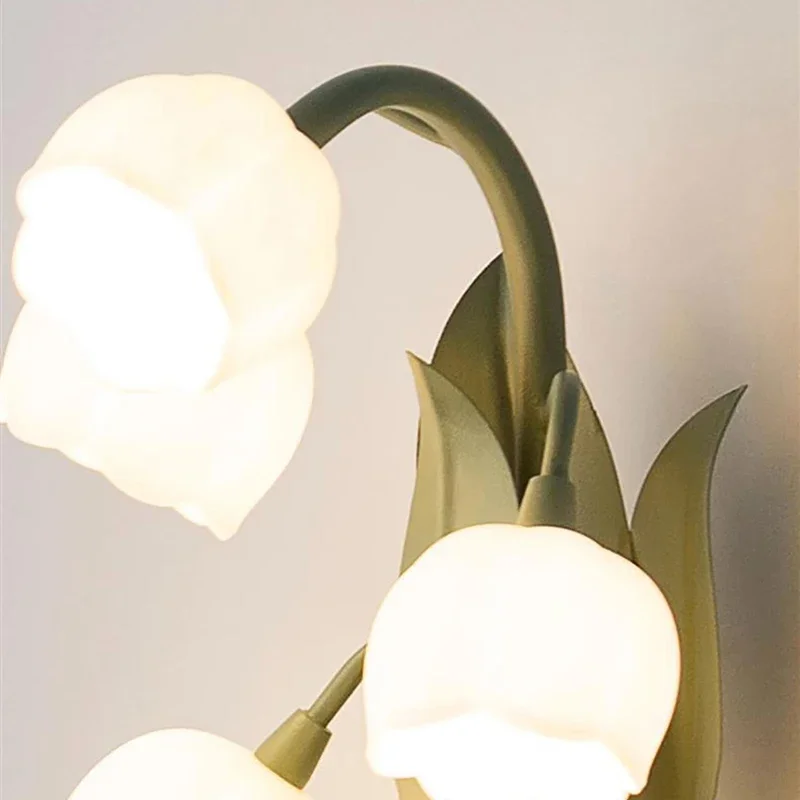 LED ดอกไม้โคมไฟตั้งโต๊ะตกแต่งโคมไฟตั้งโต๊ะการออกแบบสร้างสรรค์ Art Decor 3 สีแสงแนวนอนสําหรับห้องนอนห้องนั่งเล่น Study