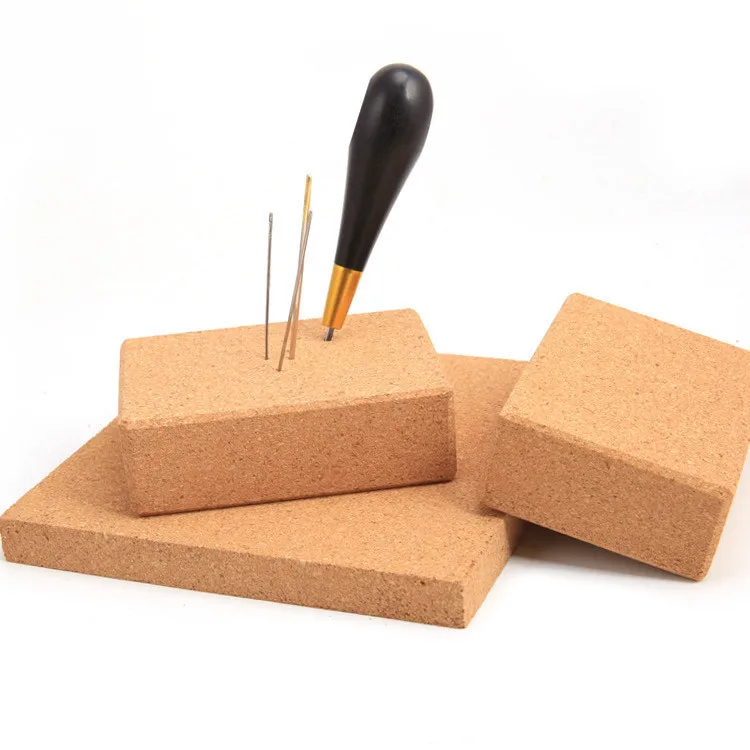 Cork Block Cork Backing Mat Leather Coarse Grain Oak Block Cork Pad Auxiliary Diamond Cone Perforation Handmade DIY Tools