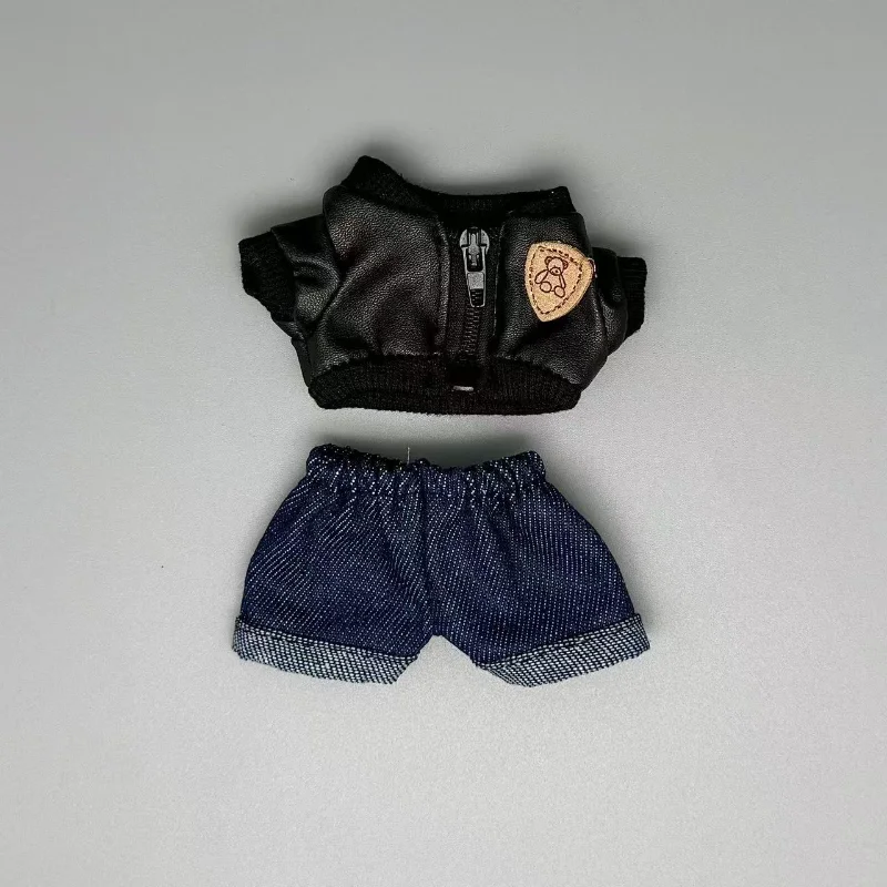 ل 17 سنتيمتر Labubu كول مصور دمية الزي أفخم دمية الأسود الدب الصغير سترة جلدية مع نظارات وحزام كاميرا صغيرة ديكور