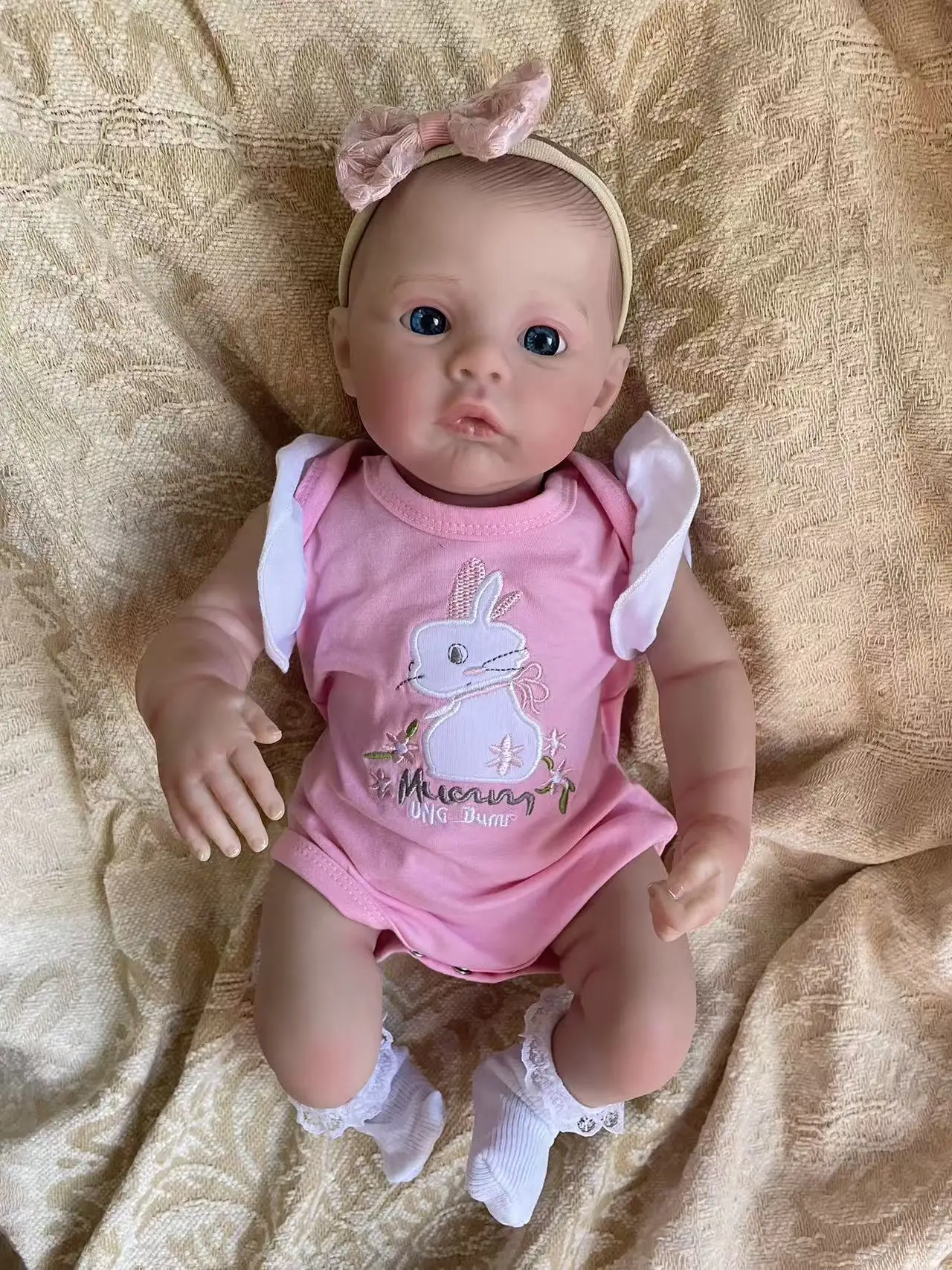 18 inch knuffelige herboren pop zachte doek lichaamsweide levensechte meerdere lagen schilderen 3D-huid met handverf haar zichtbare aderen