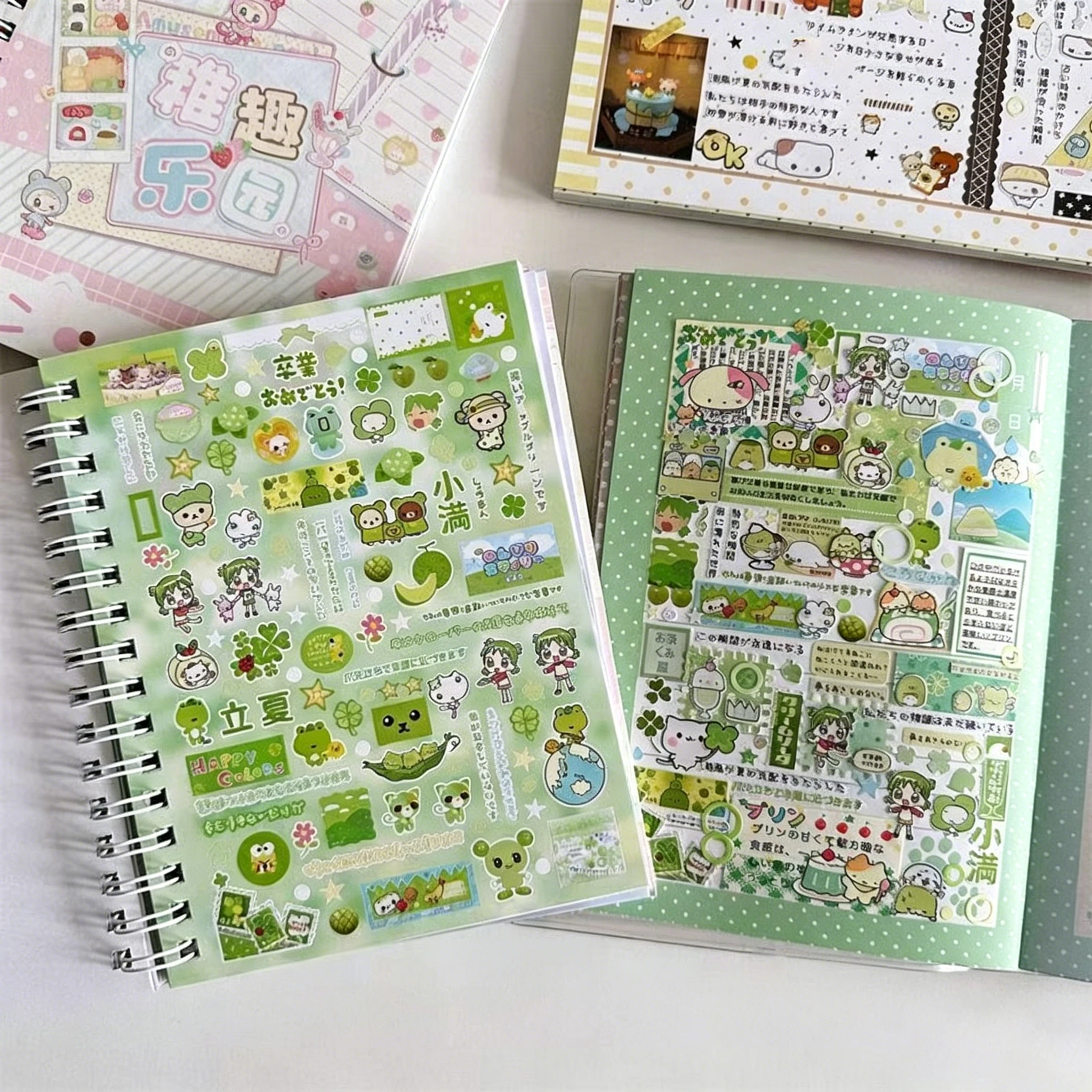 Image of Siebter Auflage des Childish Fun Paradise Sticker Books: Japanische Cartoon-Schneidefolien-Sticker, 32-seitiges Touch-Film-Handbuch, DIY-Sticker