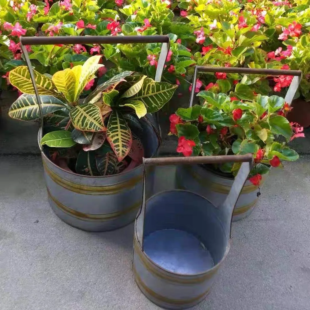 Vintage Galvanized Metal Bucket Planter with Handle, Rustic Farmhouse Garden Tool Storage Basket