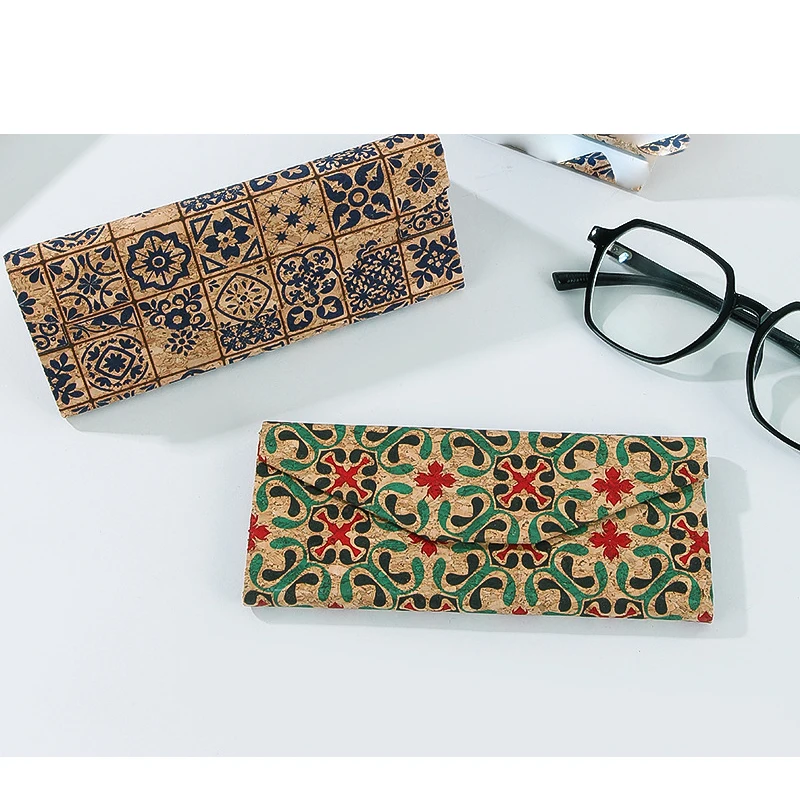 

8pcs Eyeglass Boxes Cork Leather Geometry Printing Light Protable Travel Glasses Case