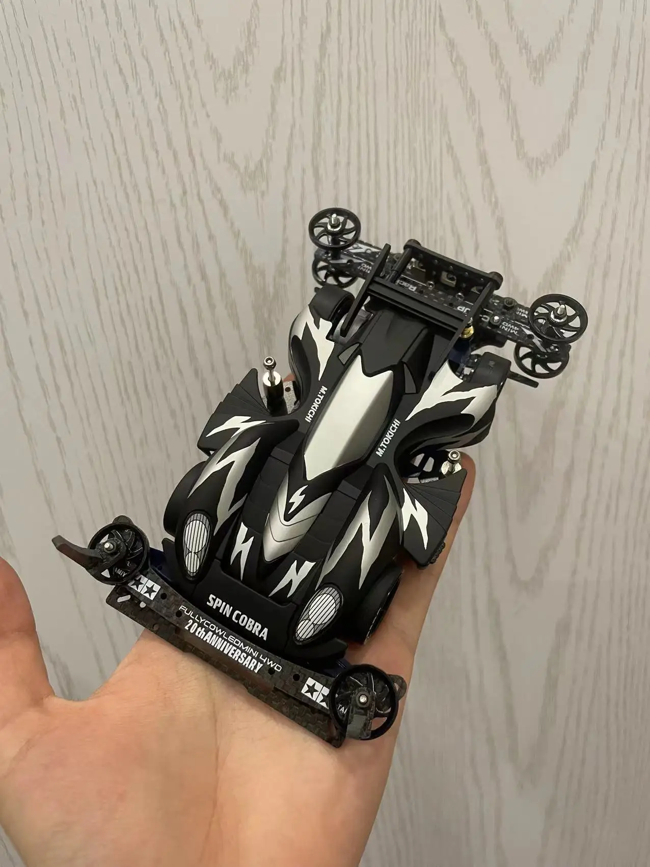 4WD modified fast Cobra S2 chassis, black and silver matte paint series, spray paint custom collection