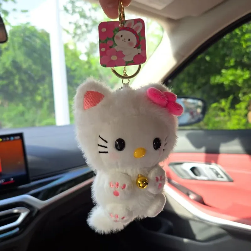 Uroczy breloczek z pluszową lalką Hello Kitty, modny, kreskówkowy wisiorek KT do plecaka z dzwoneczkiem, ozdoba do torby, zabawka dla dzieci, prezent na święta.