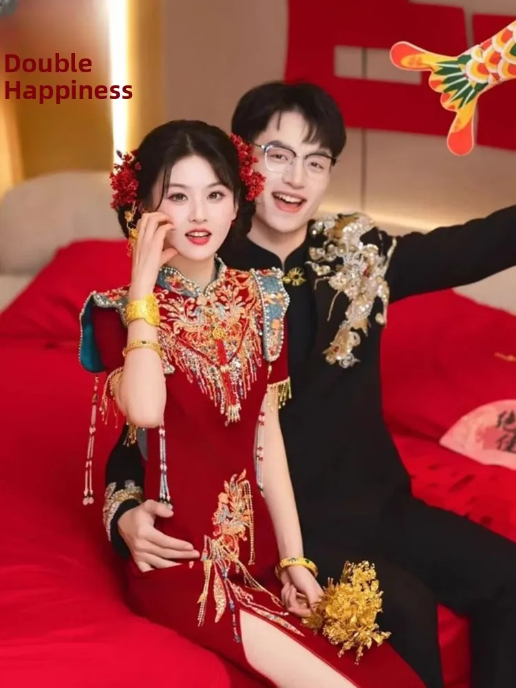 

New Chinese Style Wedding Dress Heavy Work Marriage Ceremony Dress Long Sleeve Stand Collar Vintage Style for Bride