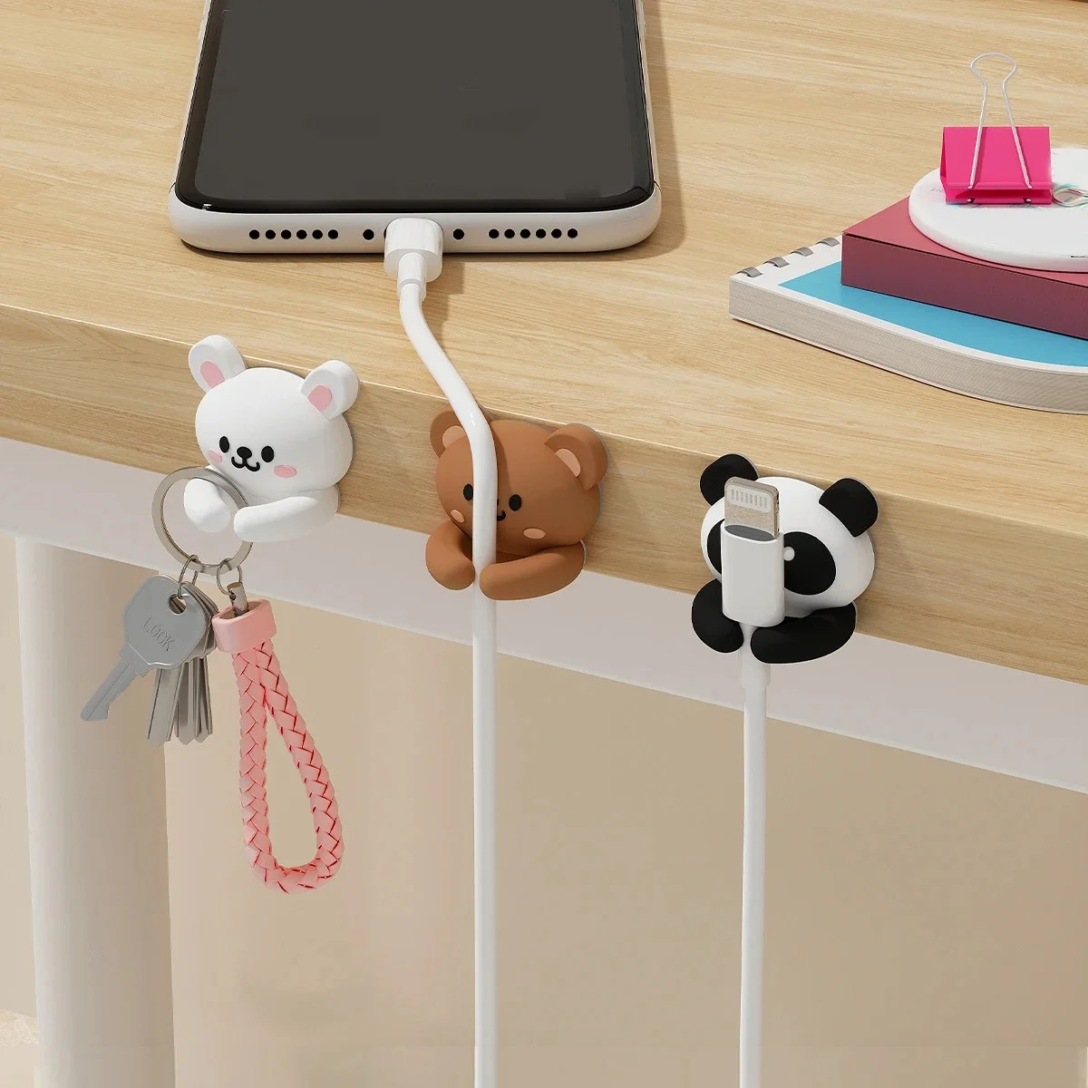 Cute Self-Adhesive Cable Clip Cute Animal Design Desktop Mouse Organiser Cable Organizer Cable Holder Charging Multi-functional