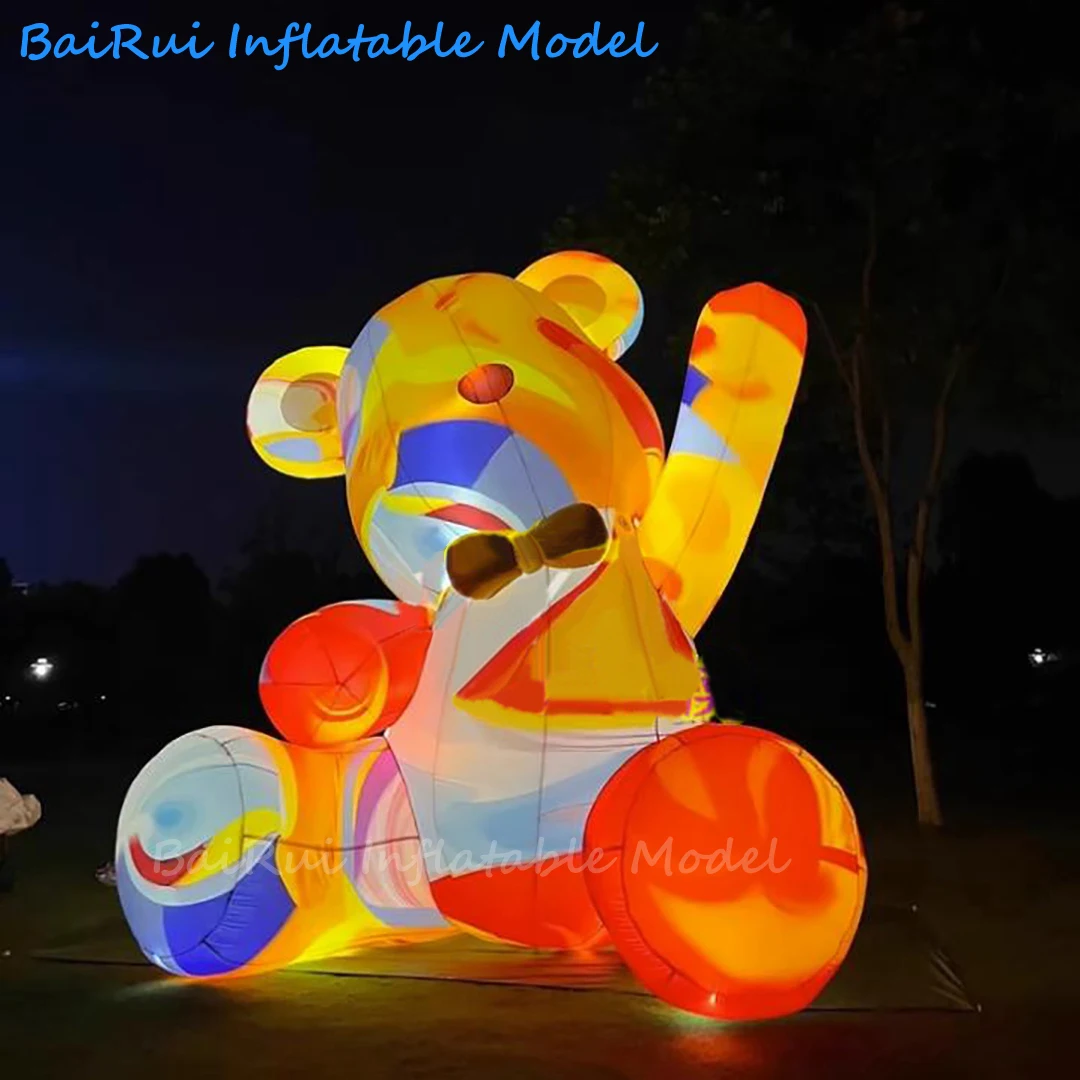 Riesiger aufblasbarer Cartoon-Regenbogen-Bär mit Fliege und weißem LED-Licht, aufblasbares Tier-Maskottchen für Event-Werbung – Detail 4