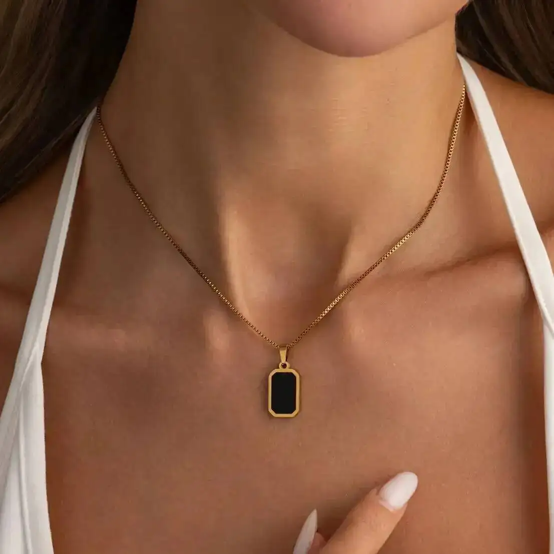 IngeSight.Z Fashion Simple Stainless Steel Square Pendant Necklace for Women 18K Gold Plated Clavicle Chain Jewelry Waterproof