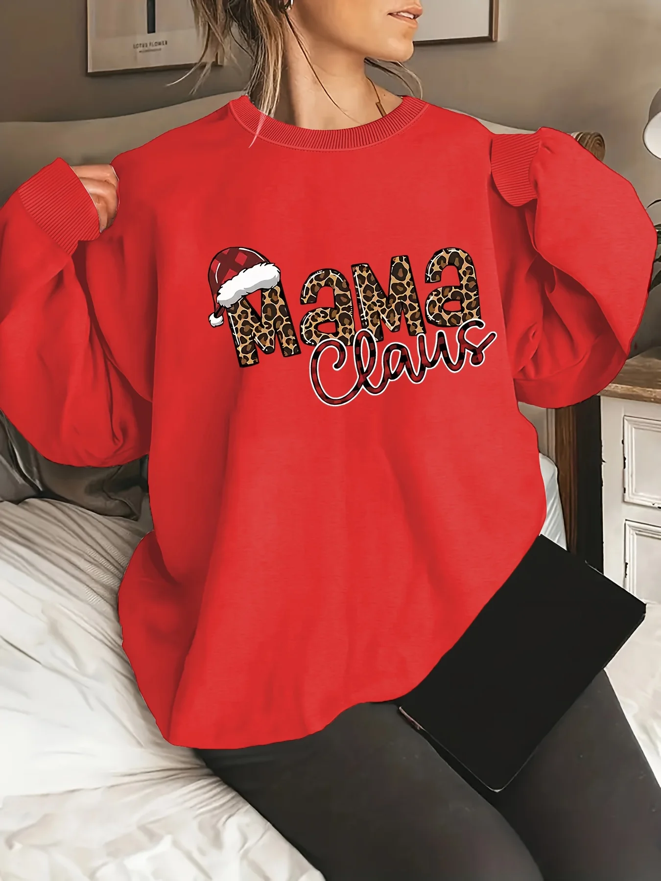 Women's Nana Claus Christmas Sweatshirt - Leopard Print Santa Hat Gray Festive Grandma Holiday Crewneck Pullover