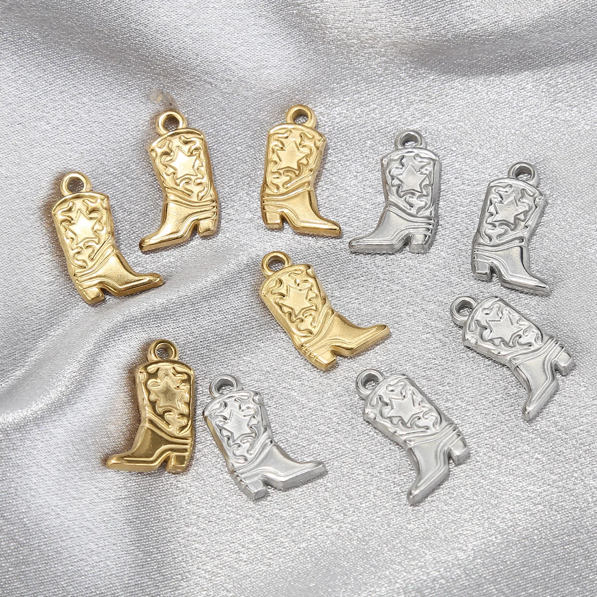 10szt Kowbojskie buty Charms Zawieszki ze stali nierdzewnej z wzorem gwiazdy do tworzenia biżuterii Ręcznie robione naszyjniki Prezenty rzemieślnicze