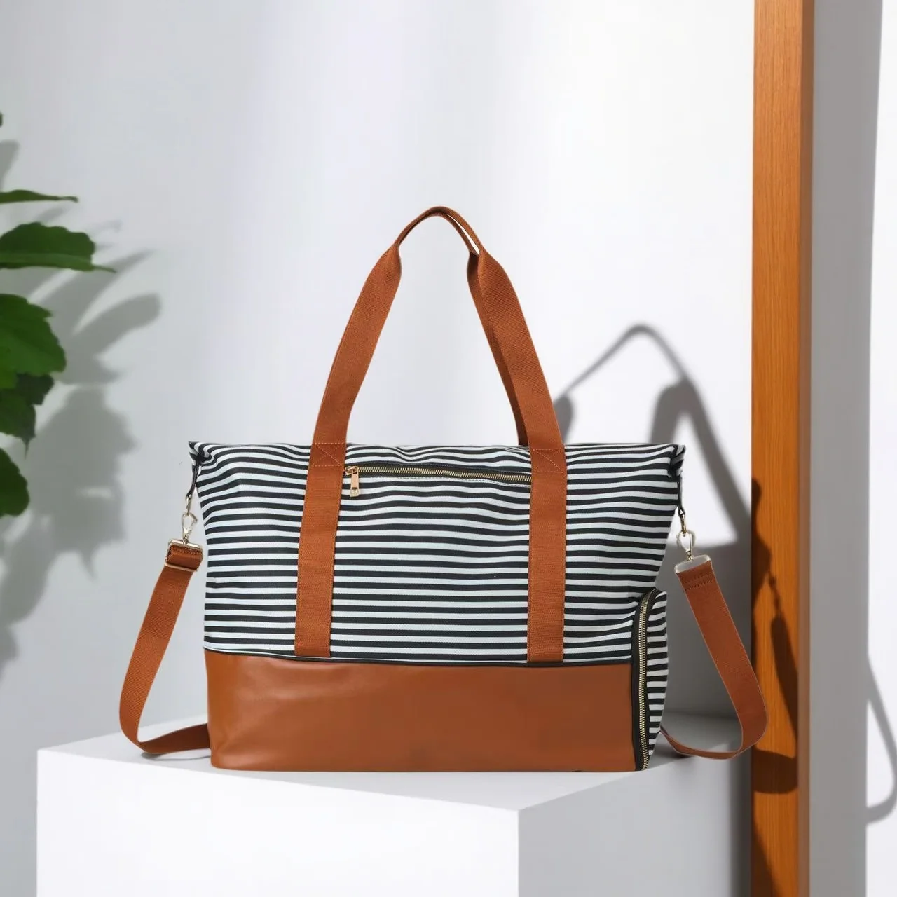 

Сумка-тоут с контрастными полосками в морском стиле, повседневная, вместительная, для коротких поездок, с разделением на сухое и влажное отделение, унисекс, для фитнеса и спорта