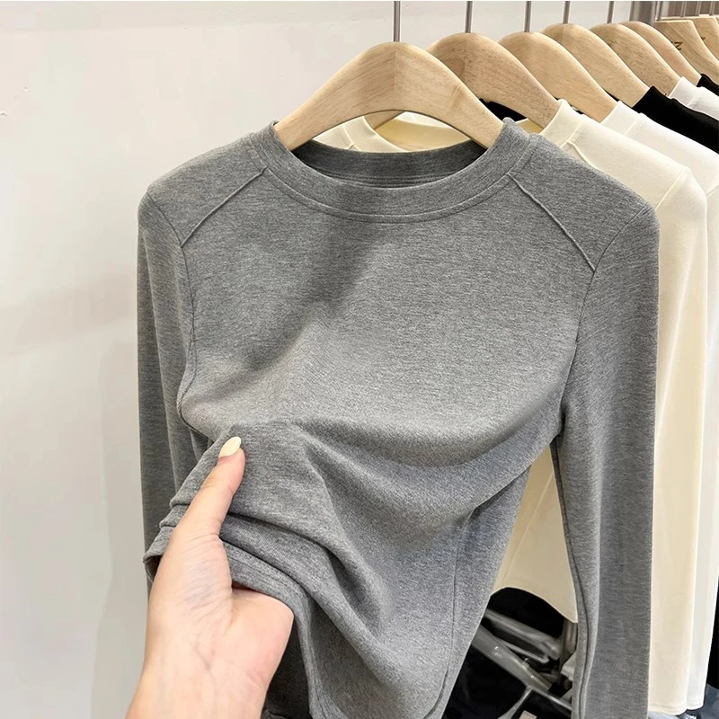 AOSSVIAO Basic-T-Shirt im koreanischen Stil mit Rundhalsausschnitt, Herbst-Winter, neu, figurbetont, einfarbig, Damen-T-Shirt, vielseitige, langärmlige Strickoberteile zum Schichten – Detail 1