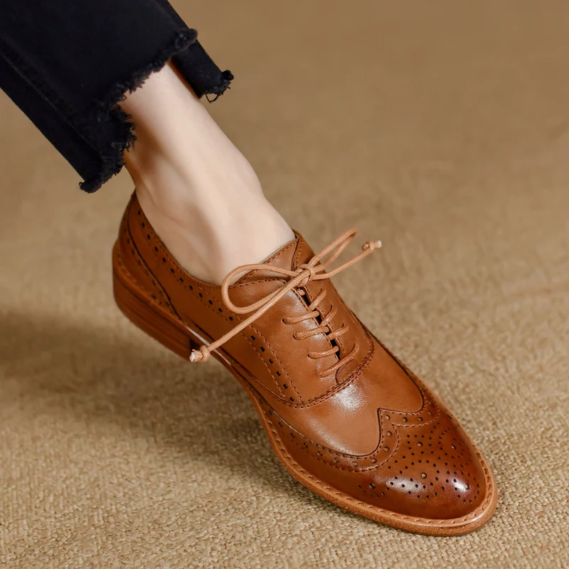 Lace-Up Brogue Shoes For Women Vintage Oxfords Flat Shoes Woman Cowhide Lady Flats Retro Low Heel British Style Quality Oxfords