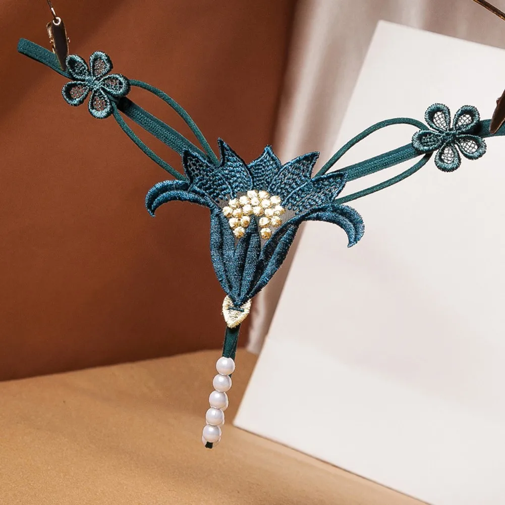 Adult Sex Products Alluring Women's Lace Pearl Thong G string Panties Lingerie Underwear with Crotchless Style