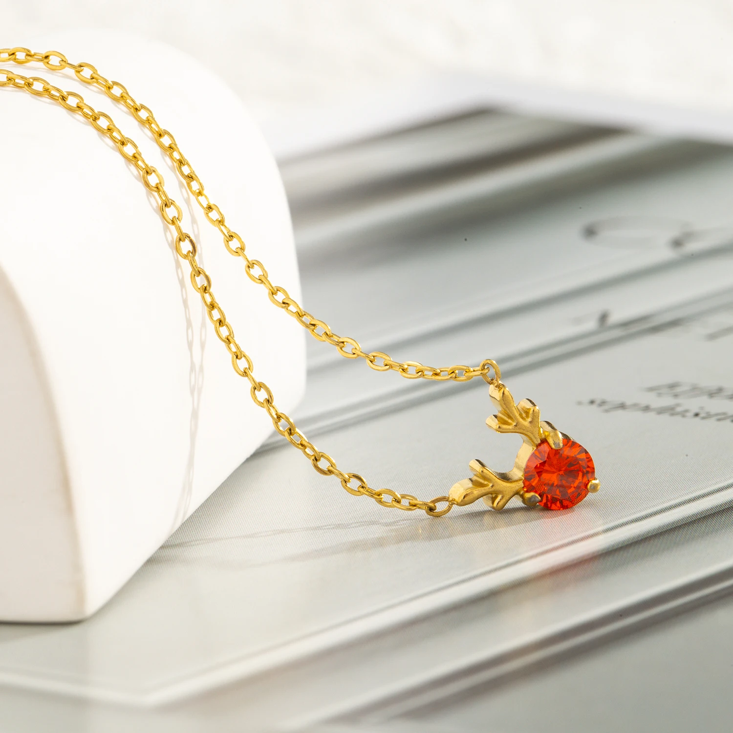 قلادة غزال للنساء، قرن الوعل الصغير مع تشيكوسلوفاكيا، مطلية بالذهب عيار 18 قيراط من الفولاذ المقاوم للصدأ هيبوالرجينيك، هدية مجوهرات لذيذة بسيطة #5