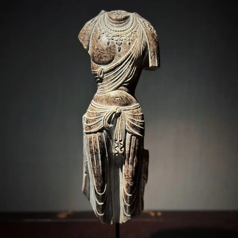 

Chinese Vintage Iron Base Resin Half Body Buddha Statue Ornaments Home Room Sculpture Accessories Office Desk Decoration Crafts