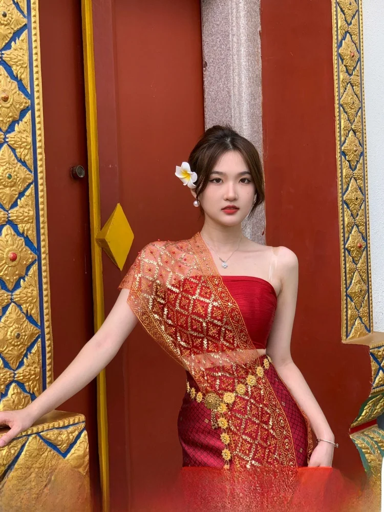 Red Gold Women's Traditional Dai Ethnic Costume Set for Travel Photoaphy Foot Bath Workwear Faionable Ladies' Tang Suit