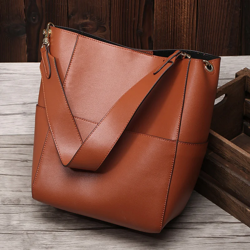 New Large Tote Bag For Women Real Genuine Leather Bucket Handbags Female Luxury Famous Brands Ladies Shoulder Brown Bag Designer