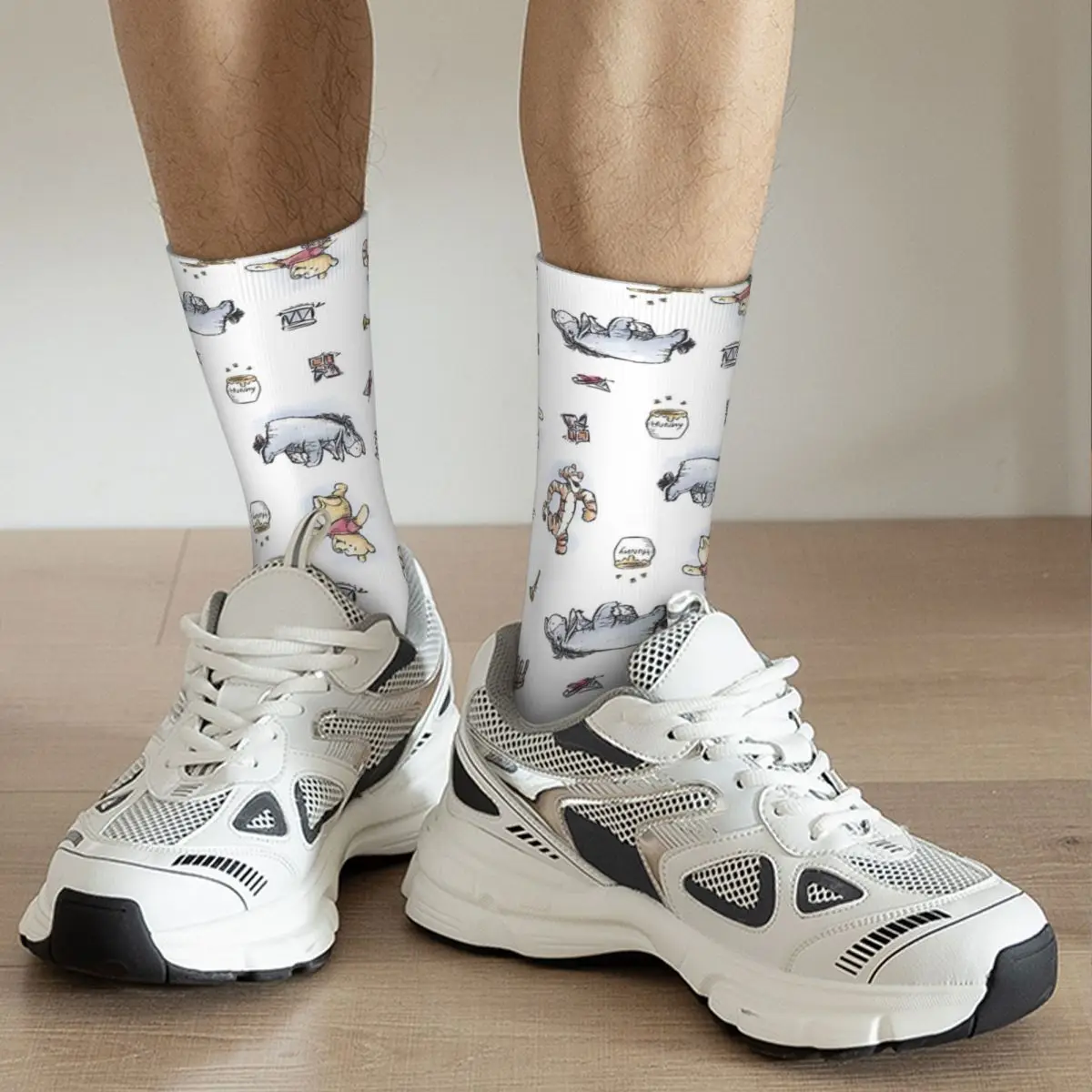 Calcetines deportivos antideslizantes para hombres y mujeres, diseño loco, oso Pooh, Eeyore, Tigger Friends, Otoño e Invierno