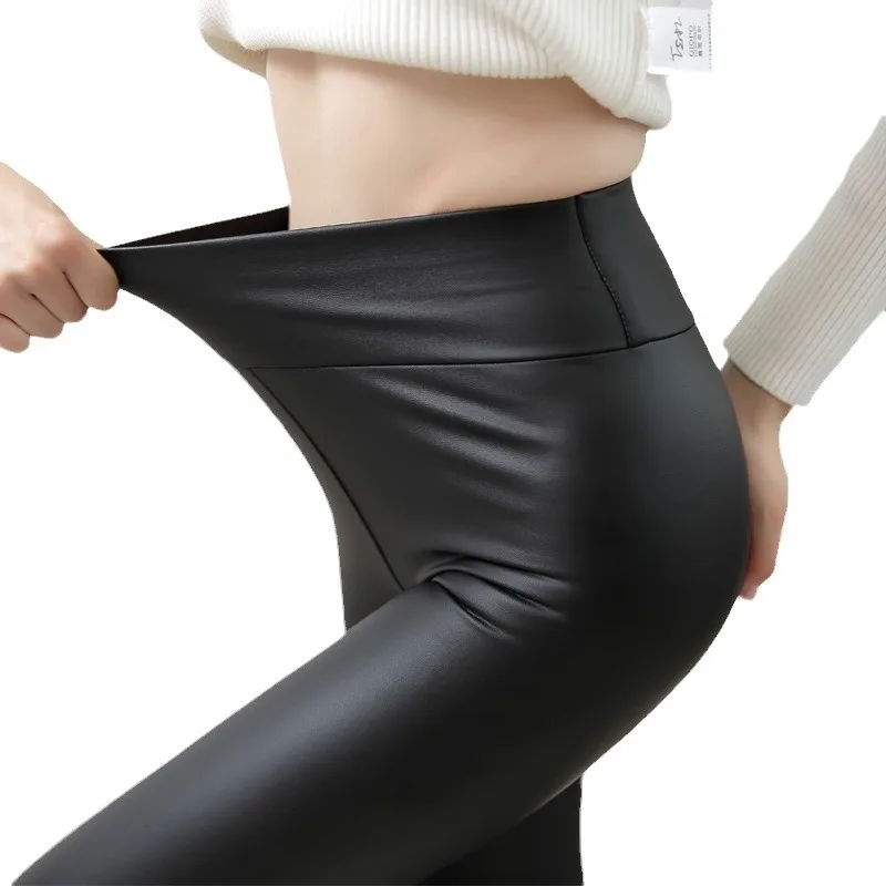 2025 new one-piece hair delivery pu leather pants women's high-waisted leggings hip-lifting bright matte autumn and winter velve