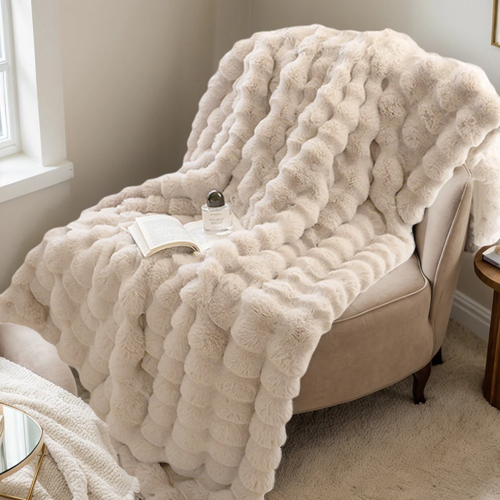 Cozy Toscana Rabbit Fur Blanket Comfortable Office Nap and Sofa Cover Ins Bubble Velvet Blanket for Couch Sofa Office Bed Travel