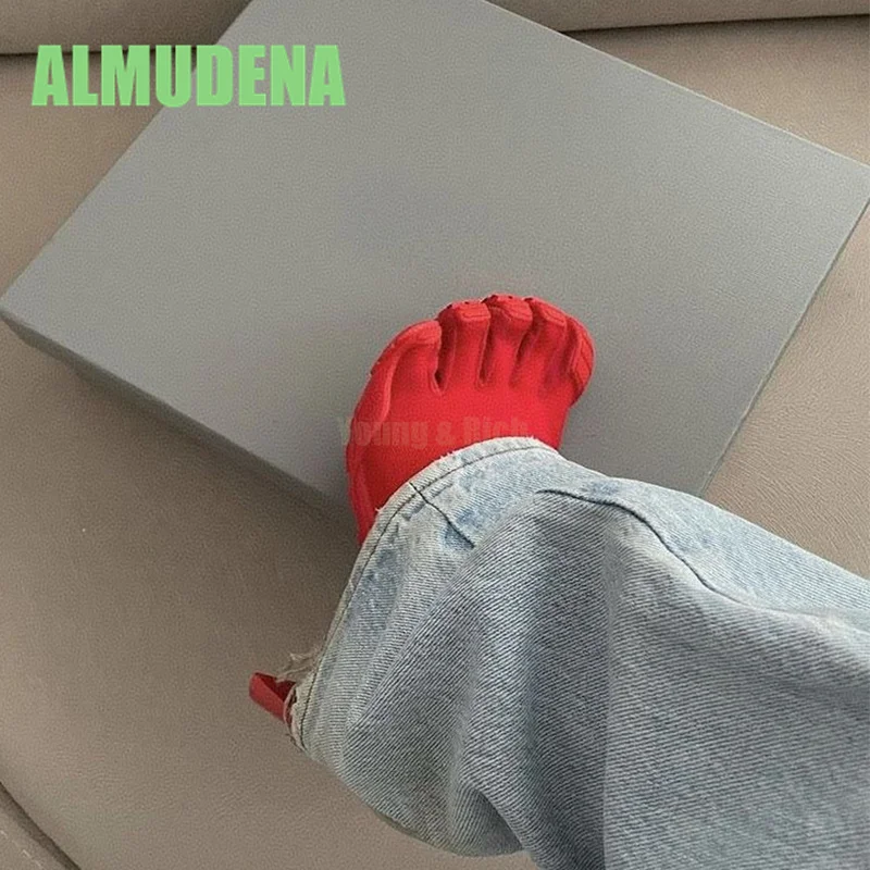 Five Finger Shoes, Women's Boots Fashionable Solid Color High Heels Elastic Sleeve Thin and Thick Heel Design Short Boots