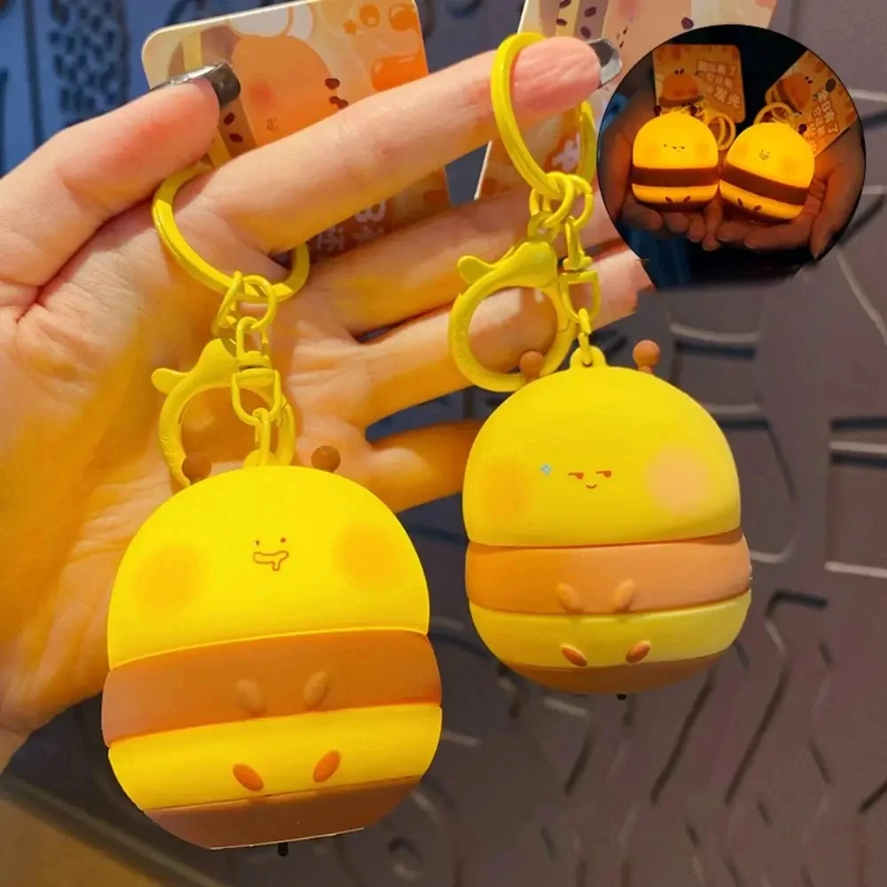 

Portable Kawaii Bee Night Light With Keychain Cartoon Honeybee Lamp Car Key RingBag Decor Room nightlight Cute Kid Student Gift